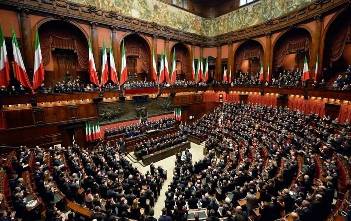 Approvato il DDL Intelligenza Artificiale – regole su copyright, sanità e lavoro